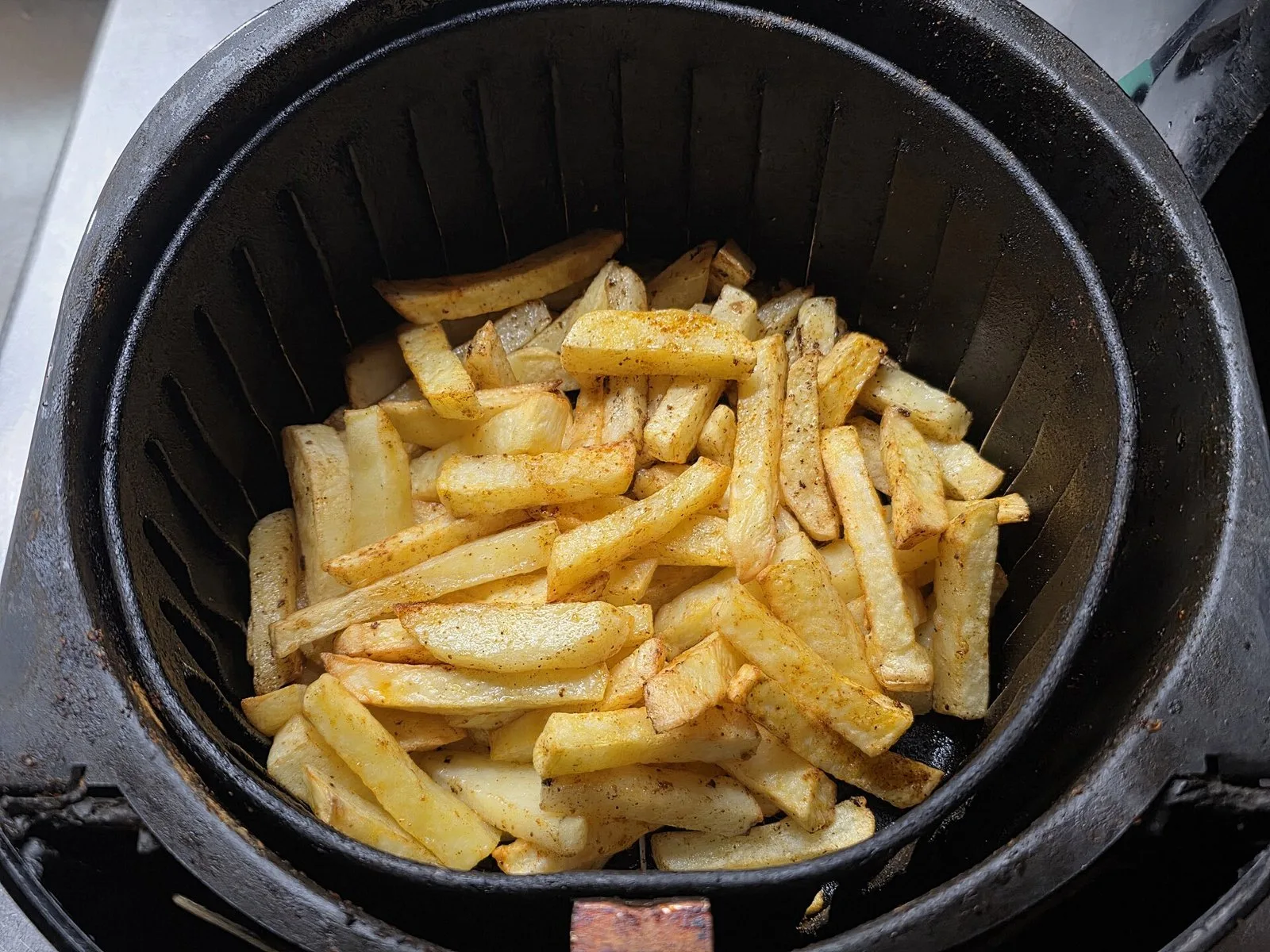 Air Fryer Vale a Pena? Economia de Gás, Energia e Tempo no Dia a Dia